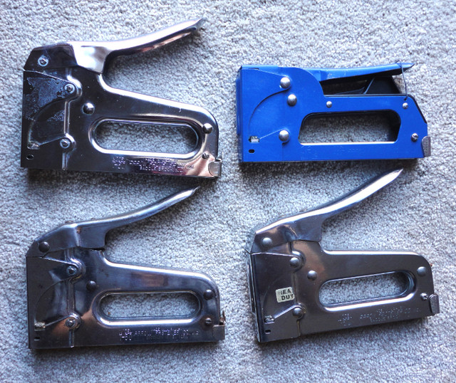 4 Heavy Duty Arrow Staplers - 3 - T50 and 1- T55 in Hand Tools in Oshawa / Durham Region - Image 2