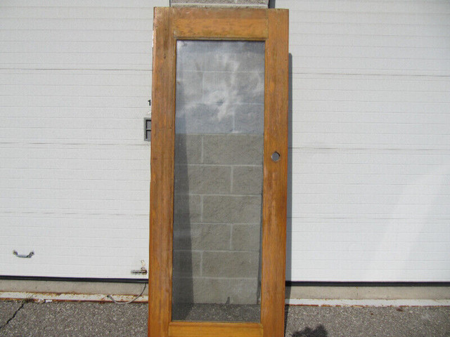 Vintage Solid Wood Core Entrance Door With Glass Circa 1960-70s dans Art et objets de collection  à Région de Mississauga/Peel