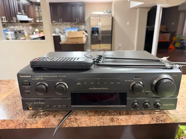 entertainment system amplifier in Stereo Systems & Home Theatre in Mississauga / Peel Region - Image 3