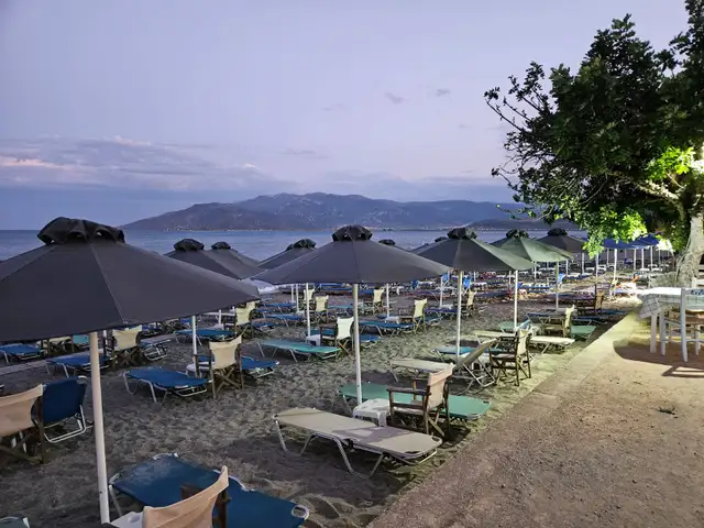 ️ Greece Vacation Condo | 2 BR | Sleeps 6 | 5Min Walk to Beach in Other Countries in Canada - Image 2