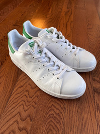 Adidas Stan Smith shoes - size 10