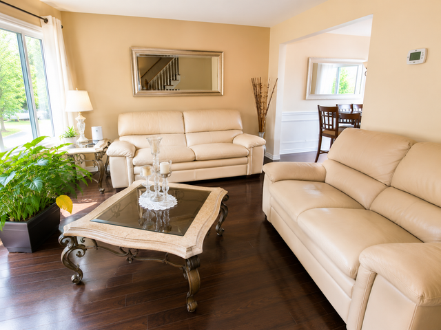 Female Room Rental. Avail. Now