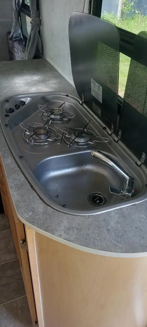 PROLITE CAMPER in Travel Trailers & Campers in Charlottetown - Image 9