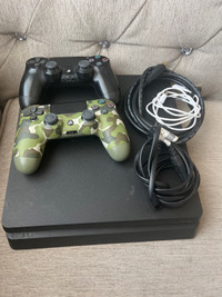 1 TB PS4 perfect condition 