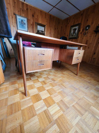 MCM Teak danish executive vintage desk with floating top