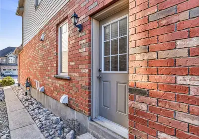 1 bedroom basement apartment