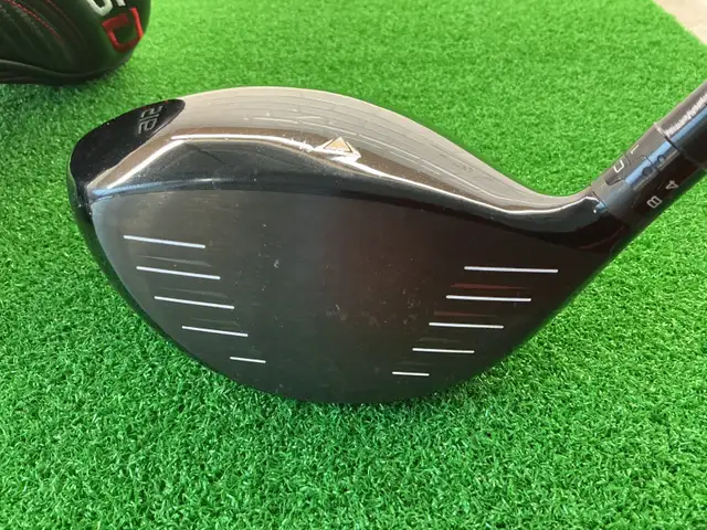 Titleist 915D3 driver. Grandura in Golf in Kawartha Lakes - Image 3