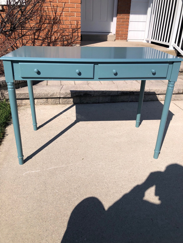 Craft desk in Desks in Owen Sound