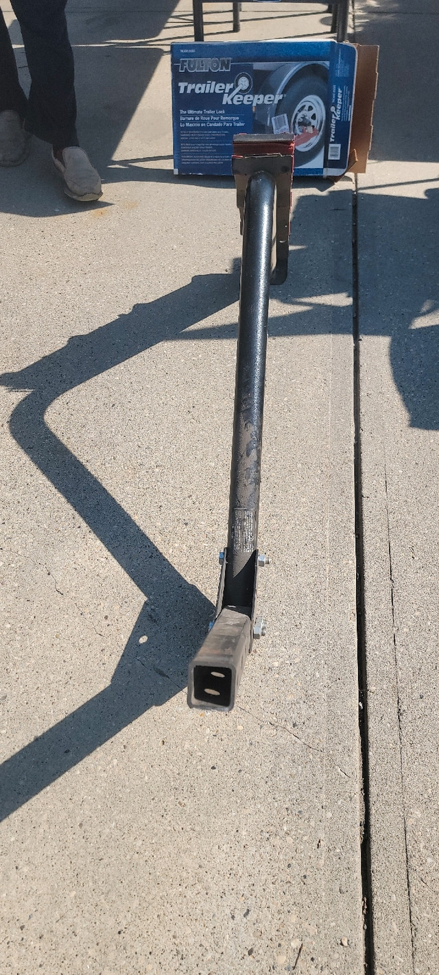 Bike carrier  in Road in St. Albert - Image 2