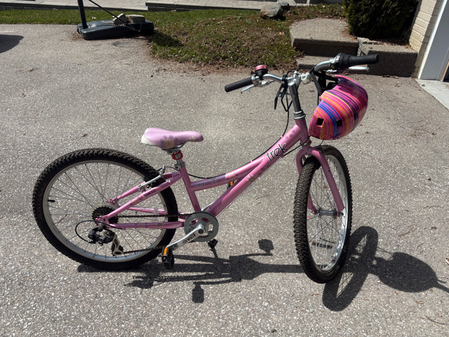 bike & bicycles in Road in Markham / York Region