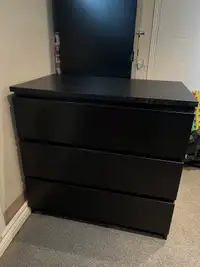 IKEA Malm 3 drawer chest / Commode à 3 tiroirs