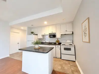 For Rent – Unit 208, 511 Pelissier St. ️ 1 Bed | 1 Bath $1,400/month + electricity Water and gas inc...