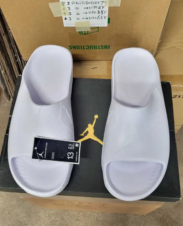 AIR JORDAN S*L*I*D*E MEN SIZE 13 BRAND NEW TAG ON NO BOX