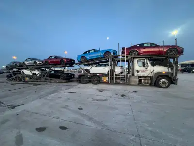 2019 Easy loader cottrell truck and trailer, manual transmission 792000 km All maintenance up to dat...