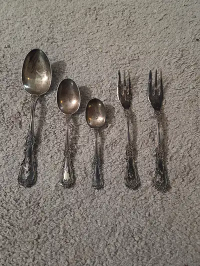 For sale is a high-end 5-piece collection of authentic Sterling Silver from the world-renowned Peruv...