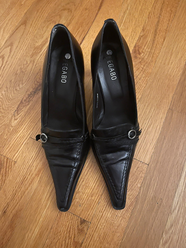 PEGABO LEATHER HEELS (Size 40) dans Femmes - Chaussures  à Ville de Montréal - Image 3