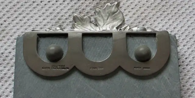 "SEAGULL" PEWTER/MARBLE CHEESE TRAY & "GODINGER" SLVER KNIFE in Kitchen & Dining Wares in Calgary - Image 4