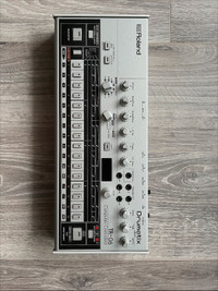 Roland TR-06 Drumatrix 