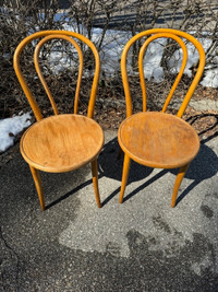 2 Bentwood Thonet Style Chairs. Vintage. Czechoslovakia