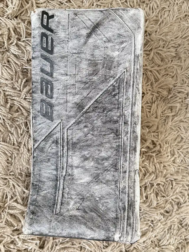 Bauer Goalie Glove & Blocker – Intermediate – Used in Hockey in Oakville / Halton Region - Image 5