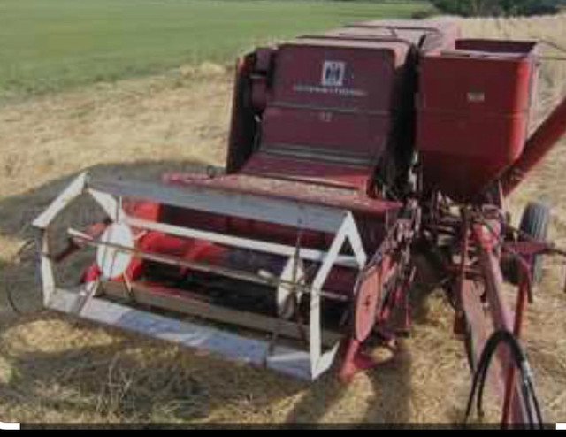 ***Looking for older Pull type Combine*** in Farming Equipment in Brockville - Image 2