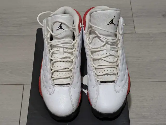 *USED* Air Jordan "Cherry" 13 - Size 9.5 in Men's Shoes in Mississauga / Peel Region - Image 3
