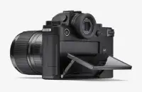Leica SL3 Mirrorless Digital Camera (60MP + 8K Video)