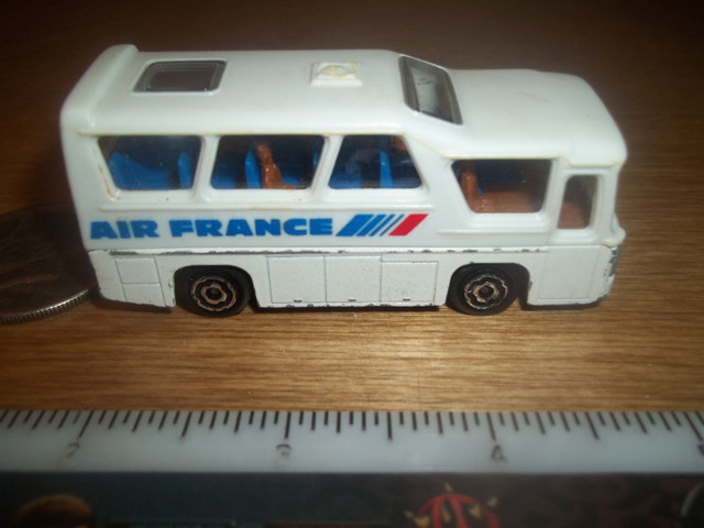 Majorette-Mini Bus  Air France dans Jouets et jeux  à Ville de Montréal