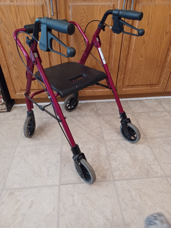 $175 - 4200DX DANA DOUGLAS, 4-WHEELED WALKER (RED) in Health & Special Needs in Oshawa / Durham Region