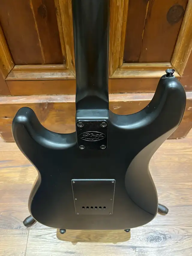 Stagg Stratocaster style guitar in Guitars in Guelph - Image 6