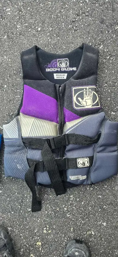 Body Glove Life Vest, View more