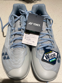 Yonex Aerus Z2 Wide badminton Shoes Sz: 27.5