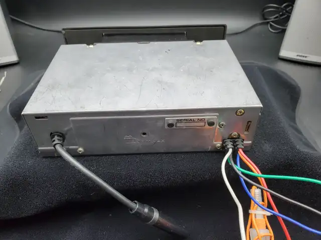 ULTRA RARE PIONEER KE-7200 2-KNOB CASSETTE CAR STEREO JAPAN in General Electronics in Markham / York Region - Image 5