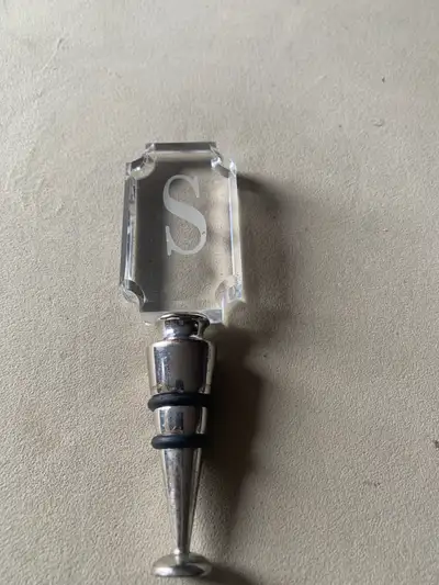Wine bottle stopper, View more