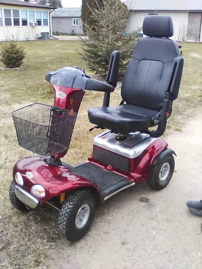 Used only a year and a half. Like New. A new one is $4695 plus tax.