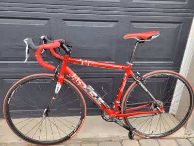 Opus Fidelio road bike - light yet comfortable ride. Aluminium frame with carbon fibre forks, monost...