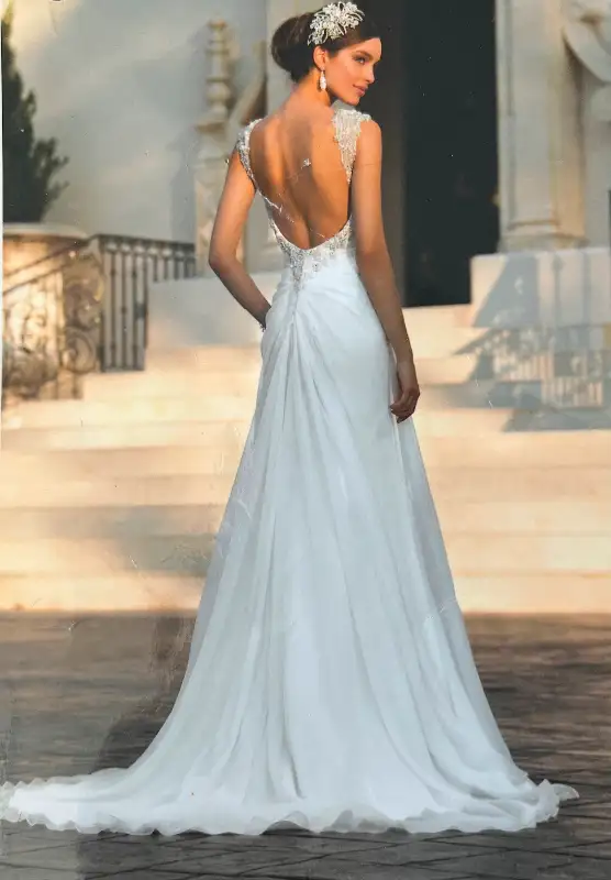 Stella York Wedding Dress in Wedding in City of Toronto - Image 2