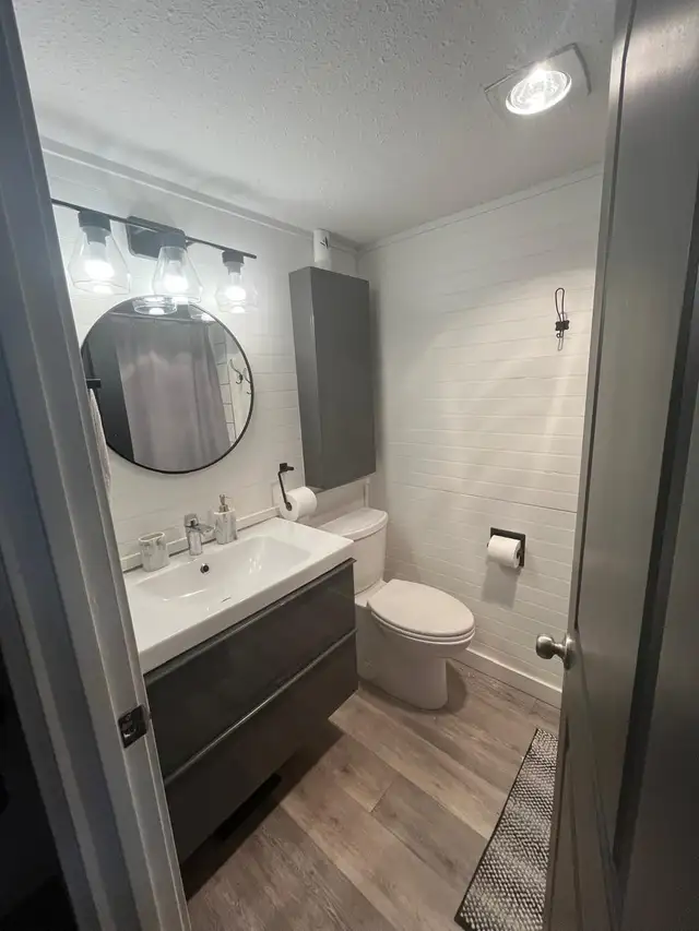 Pet Friendly - Huge 1-Bedroom + Den Apartment –  FOR RENT in Long Term Rentals in Kamloops - Image 8