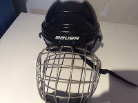 BAUER Youth hockey helmet with cage
