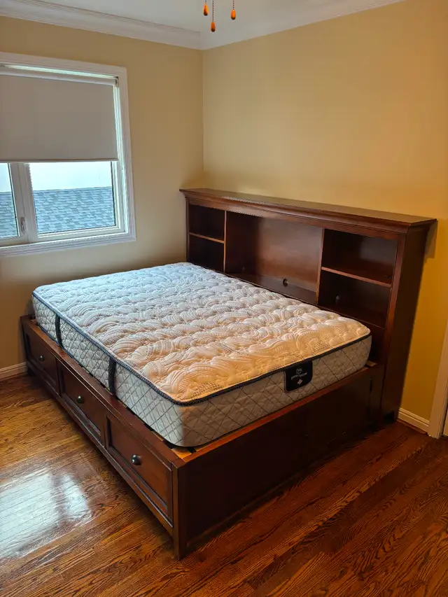 Bookcase double bed in Beds & Mattresses in Mississauga / Peel Region - Image 6