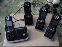 MOTOROLA WIRELESS PHONES