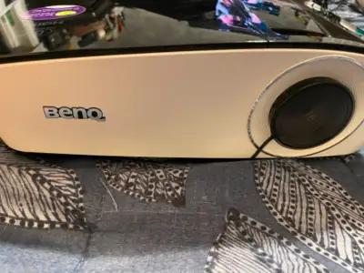 BENQ Projector with Cables and Carry case - Outdoor Movies, View more