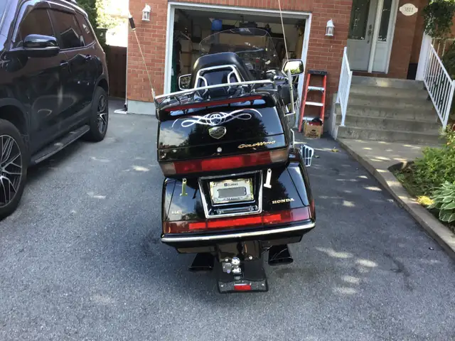 Honda Goldwing 1500 SE 1999 - 50ième Anniversaire in Touring in Longueuil / South Shore - Image 6