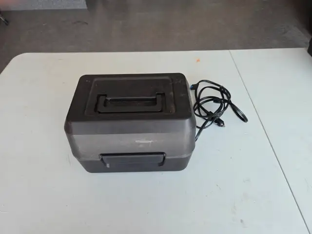 Yard tools, snow brush, food warmer, wire harness each62863261972609123