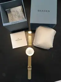 Skagen montre watch gold or