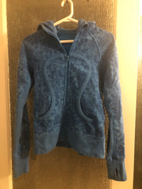 Lululemon blue patterned scuba hoodie