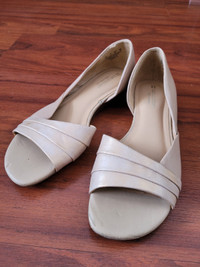Naturalizer shoes size 7w