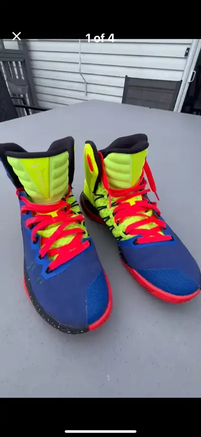 Nike Hyperdunk 2016, View more