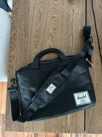 Herschel Messenger/Laptop Bag (up to 14” laptops)