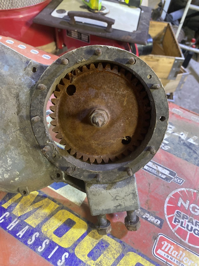 0260 MercedesBenz W120 PONTON Timing Gear Case 6360101517 Other